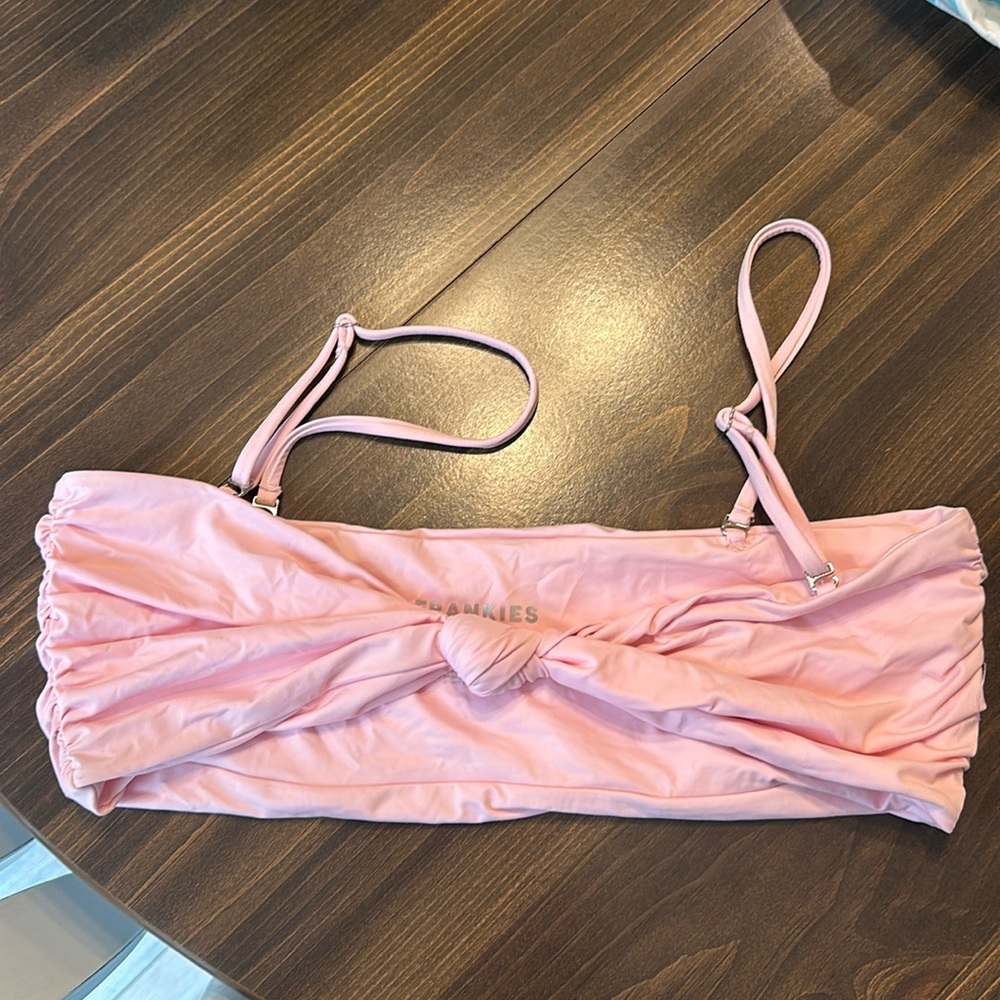 Frankie’s bikini top